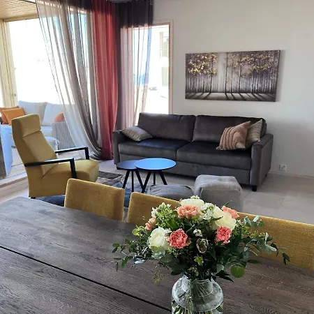 By Hiekka Διαμέρισμα *