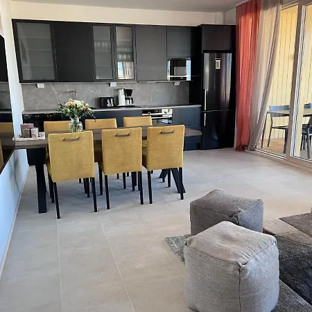 By Hiekka Διαμέρισμα *