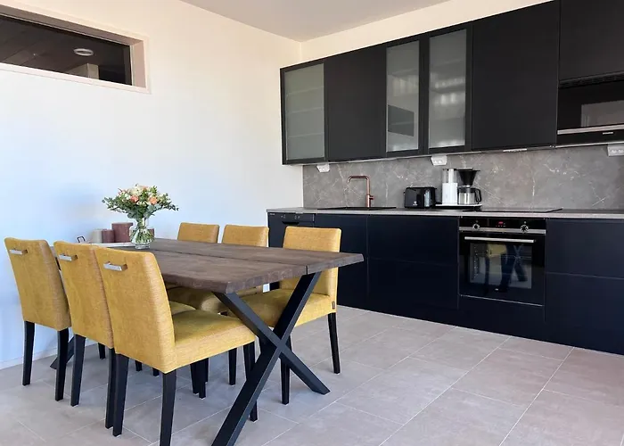 Апартаменты By Hiekka *